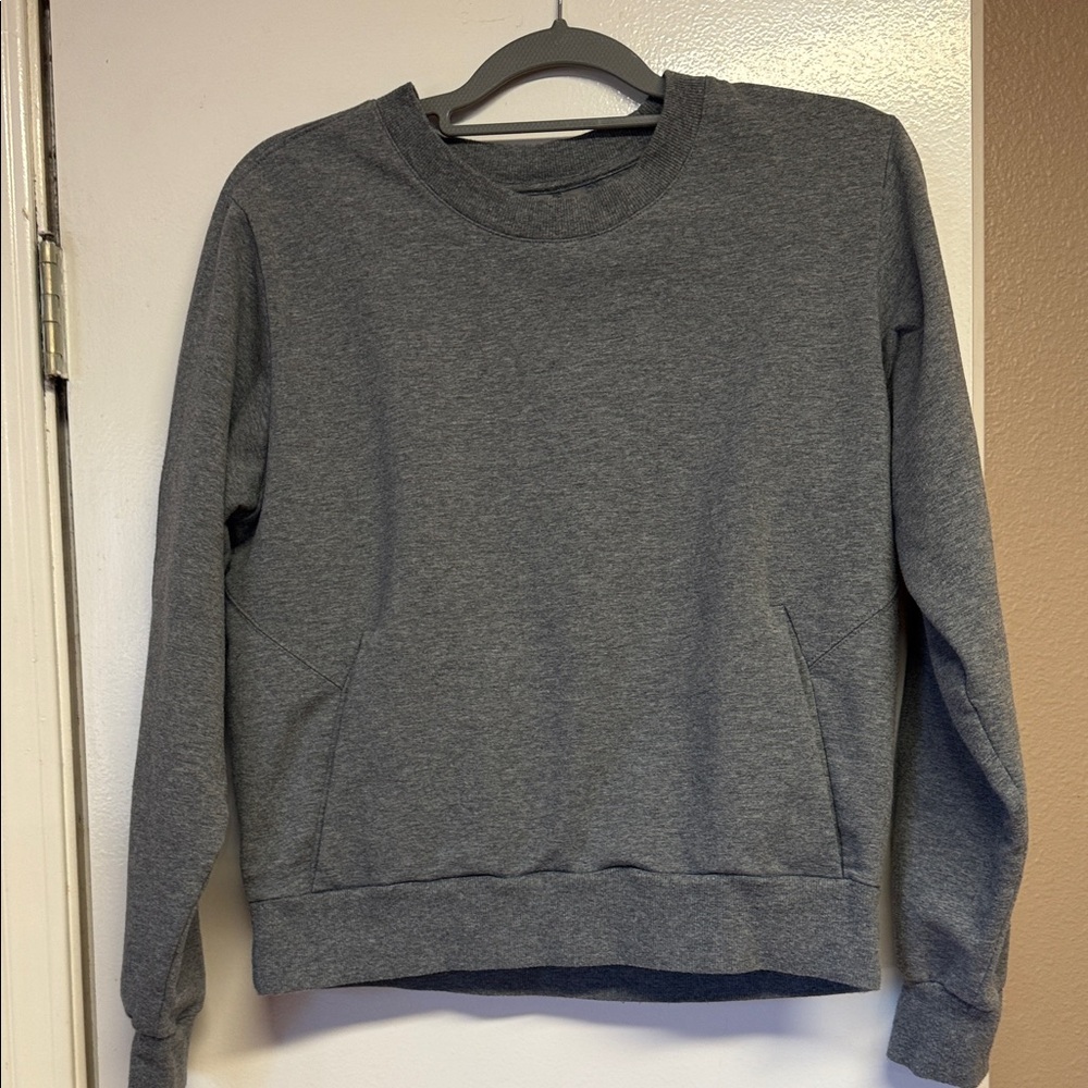 Zella Men's Heather Gray Crewneck Sweatshirt